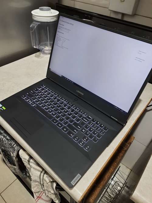 Lenovo Legion Y540* 17inch FHD 144hz * 1660ti graphics * 1tb NVME +1TB HDD * 16GB RAM *i5 9th Gen