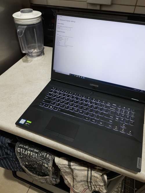 Lenovo Legion Y540* 17inch FHD 144hz * 1660ti graphics * 1tb NVME +1TB HDD * 16GB RAM *i5 9th Gen