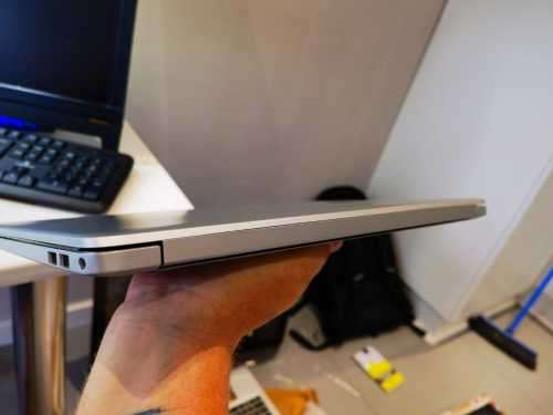 Hp notebook 15 11th generation i5 I5 1135g7 Quad core 8mb cache @4.2GHz 16gb ddr4 ram 256gb nvme ssd