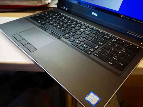 Dell precision 7540 carbon 9th gen i7 8gb ddr4 256gb NVME RTX4000 8gb gfx Warranty till April 2023