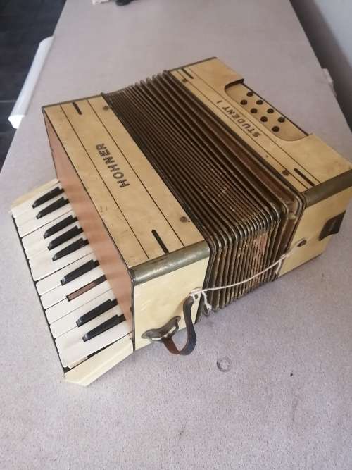 Hohner Student Concertina Piano