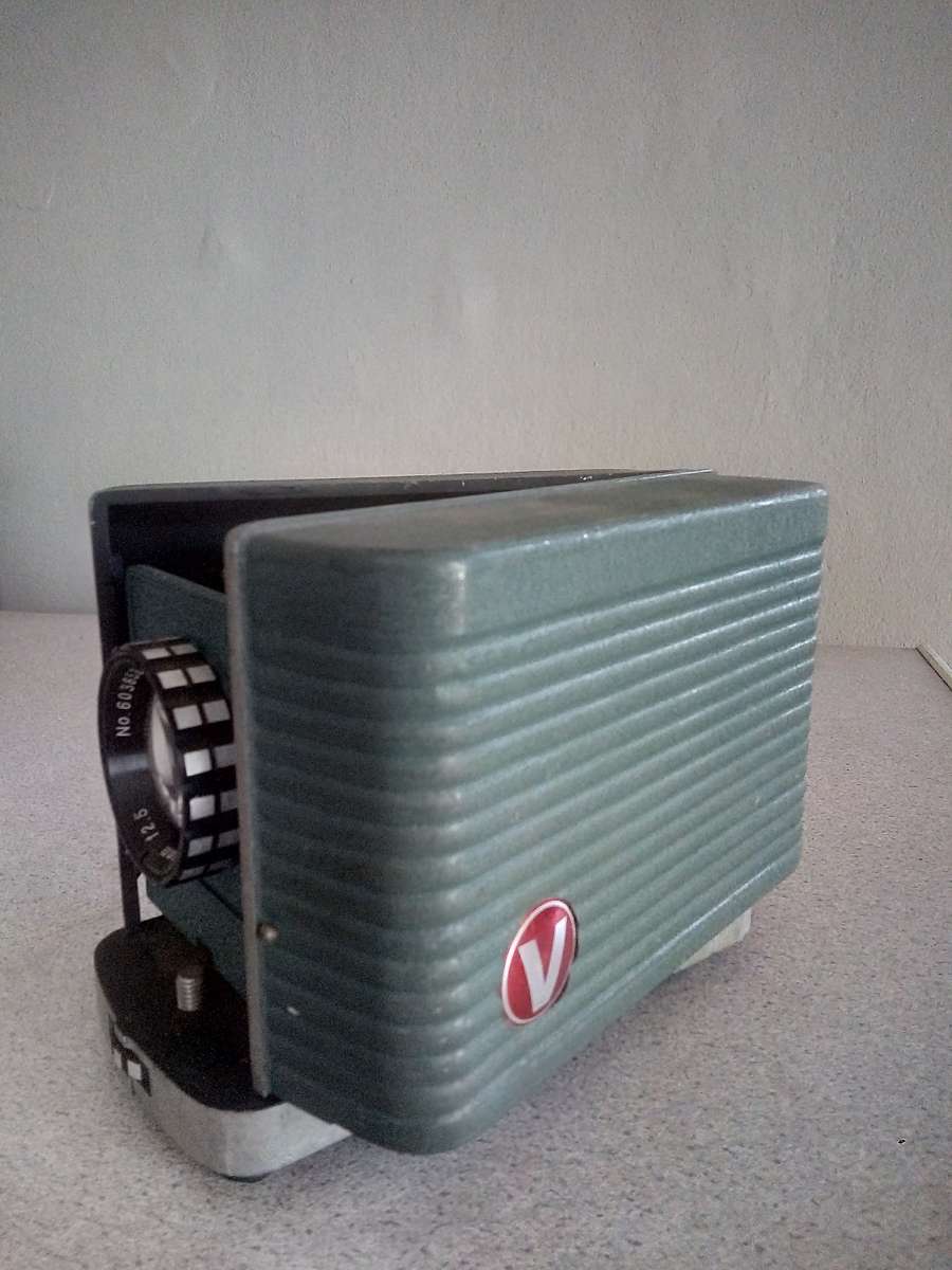 Maruya 35mm Slide Projector