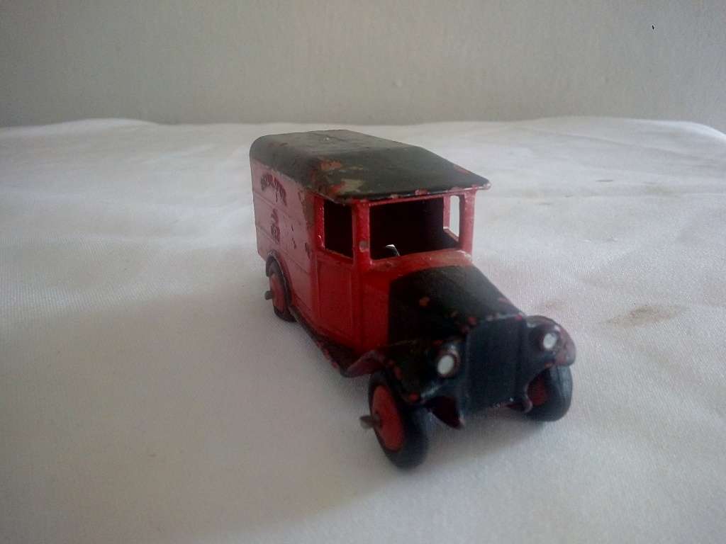 Vintage Dinky 34B Postal Van