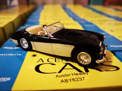 Austin Healey - A Century of Cars - Corgi/Solido