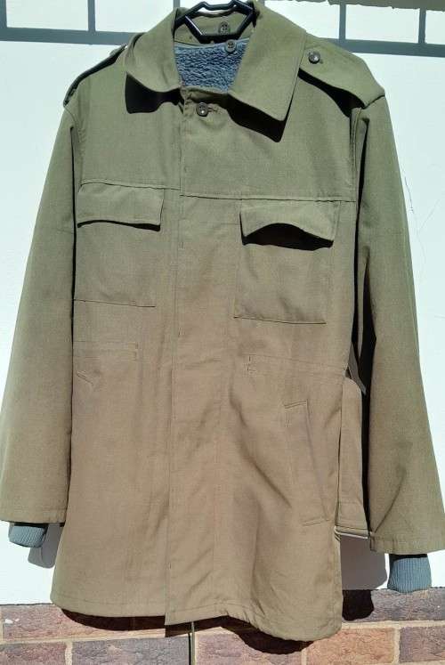 CZECH ARMY M85 LONG FIELD JACKET **Large**
