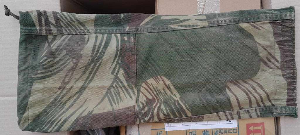 ORIGINAL RHODESIAN CAMO DITTY BAG FROM THE BUSH WAR PERIOD- MEASURES 53 X 55 CM