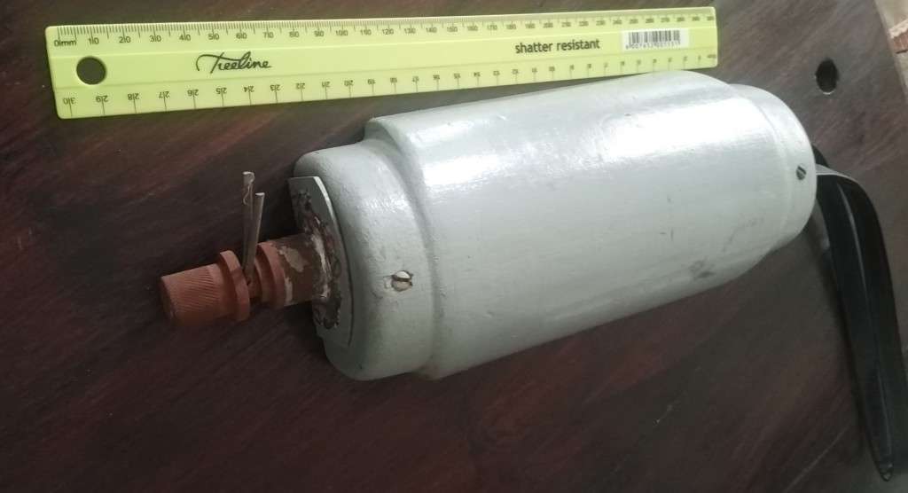 SOVIET LIMPET MINE DRILL/DUMMY