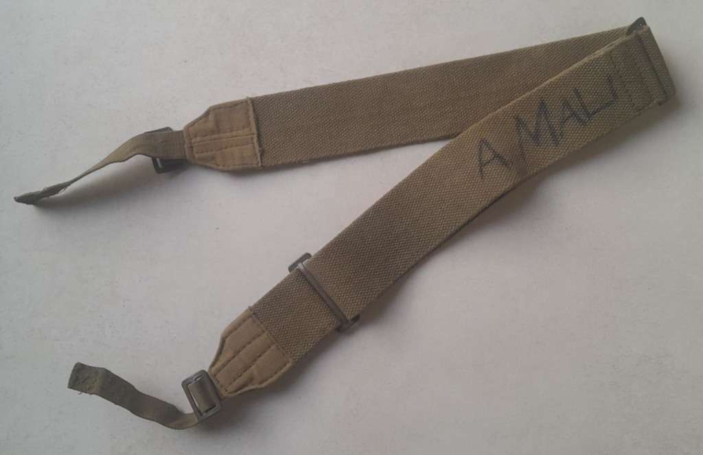 R4  RIFLE SLING (1)
