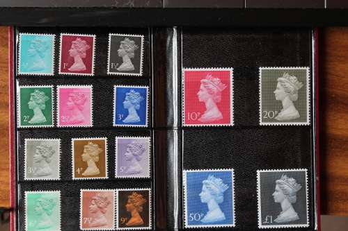 GB. QE Decimal currency Pressentation Pack