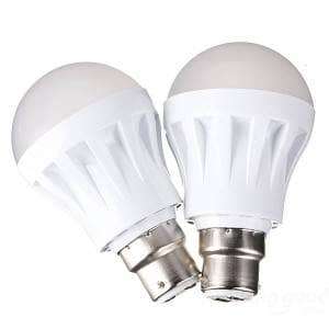 LED LIGHT BULBS: 3W LED 220V B22 LIGHT BULB. Collections are allowed.