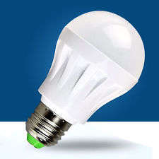 LED Light Bulbs: 7W 220V E27 in Cool White. Collections are allowed.
