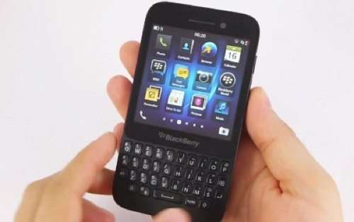 BLACKBERRY Q5 Smartphone for SALE: Pre-Owned + Charger + Brand New Flip Ca. Collections are allowed.