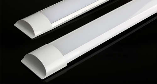 LED BATTEN TUBE LIGHTS: ULTRA SLIM MODERN DESIGN Complete With Fittings. Collections are allowed.