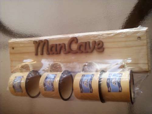 BLUE BULLS RUGBY WALL MOUNT 4Pces ENAMEL CUPS GIFT SET. Collections are allowed.