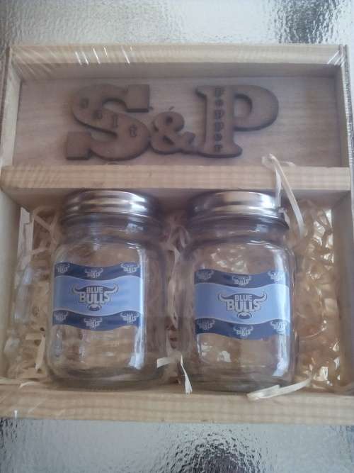 Blue Bulls Rugby Large Glass Salt & Pepper Gift Pack. Collections are allowed.