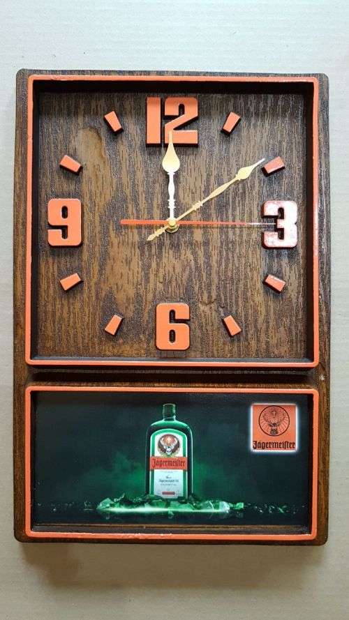 JAGERMEISTER PREMIUM LIQUEUR BOX CLOCK. Brand New Product. Collections allowed