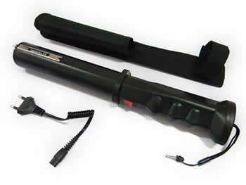 Rechargeable Electric Shock Stun Baton with Siren + LED Torch/Flashlight. Collections are allowed.