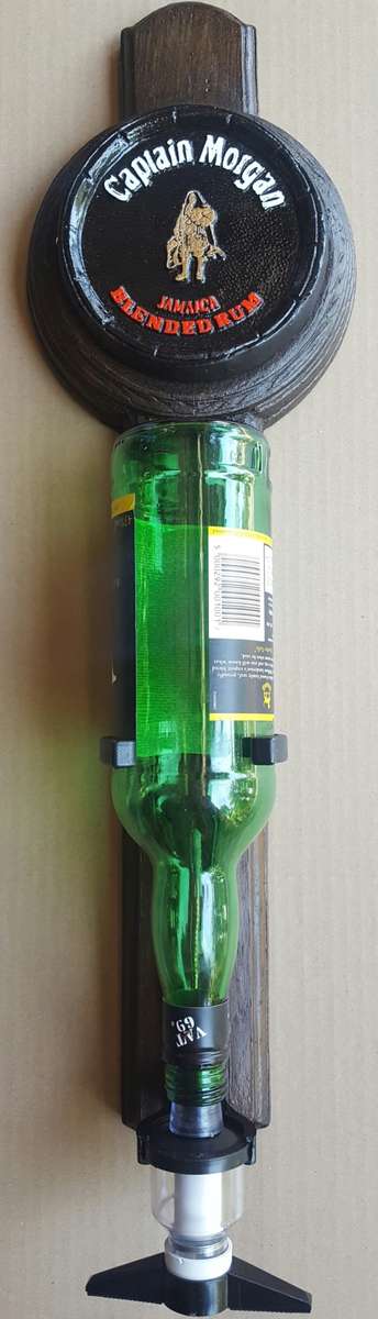 Liquor Dispensers: Captain Morgan Jamaican Rum with 1 Optic Kit. New Products. Collections Allowed.