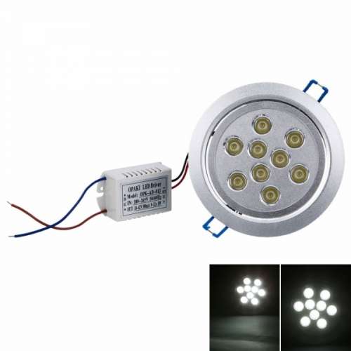 LED Light Bulbs: 9W Ceiling Spotlight / Downlight with a Tilt Function. Collections are allowed.