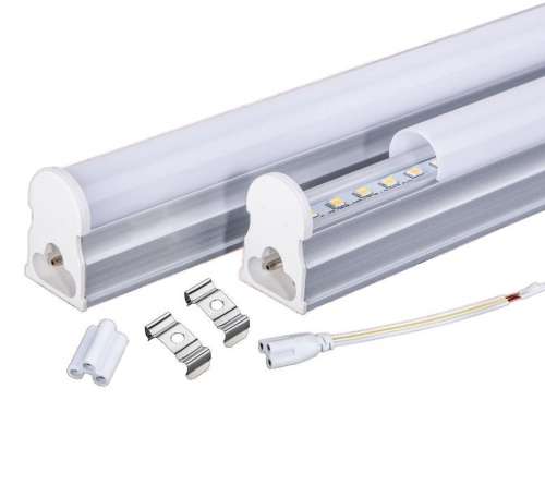 LED T5/T8 FLUORESCENT TUBE LIGHTS COMPLETE WITH BRACKET and FITTINGS. Collections are allowed.