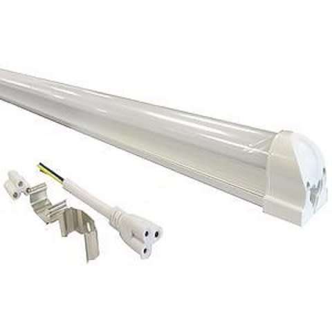 LED Fluorescent Tube Lights: Warm White T8 Complete with Brackets and Fittings. Collections allowed