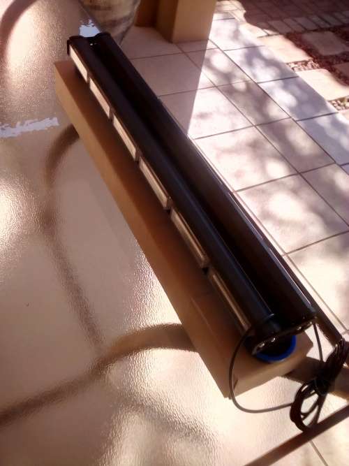 Double-Sided LED Strobe Flash Light Bar 90cm RED Light Colour. Collections allowed.