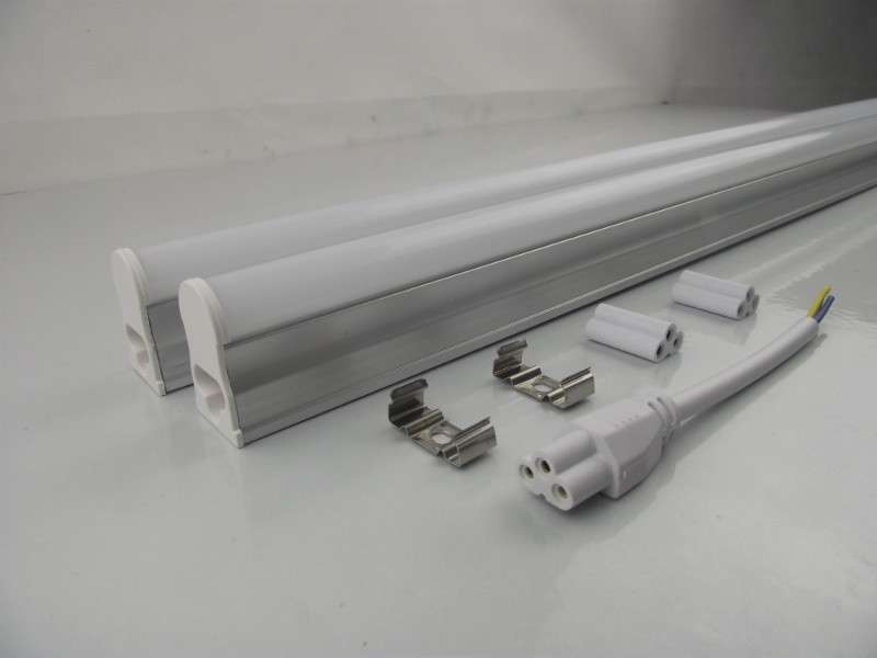 INTEGRATED LED T5 TUBE LIGHTS COMPLETE WITH BRACKETS AND FITTINGS.... This is a turn-key product.