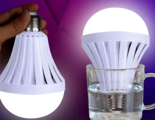 LOAD SHEDDING GLOBES / LIGHT BULBS 5W E27. Collections are allowed.
