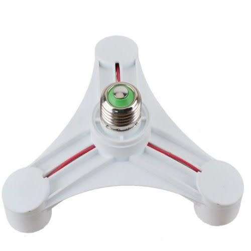 Light Bulb Socket Splitter, Adapter, Converter, E27 to 3x E27 Lamp Holder. Collections are allowed.