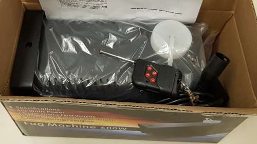 Smoke, Fog Machine 600W Heavy Duty, Compact and High Capacity. Collections are allowed.