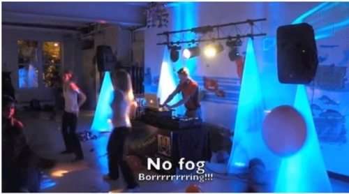 Smoke, Fog Machine 600W Heavy Duty, Compact and High Capacity. Collections are allowed.