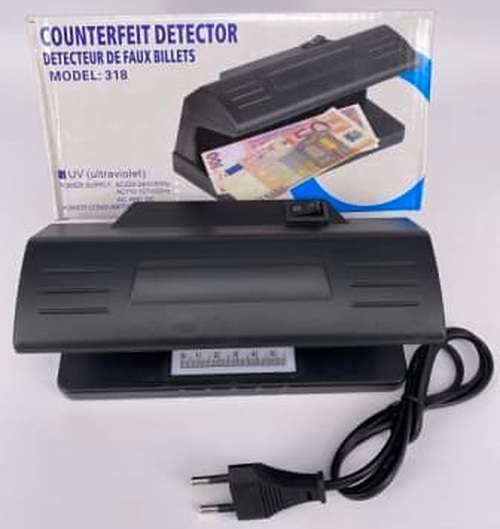 Counterfeit Fake Money Detector / UV Light Currency, Watermarks Detector. Collections Are Allowed.