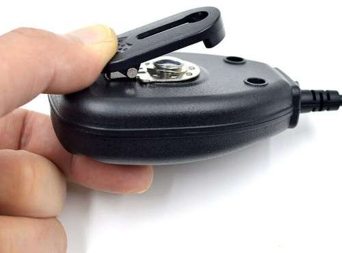 Hand Held Clip-On Shoulder Speaker Mic Microphone PTT for Walkie Talkies. Collections allowed.