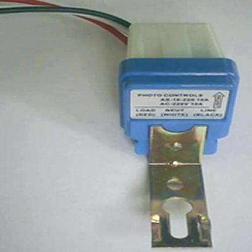 Day Night Sensor / Switch / Detector 12Volts. Collections are allowed.