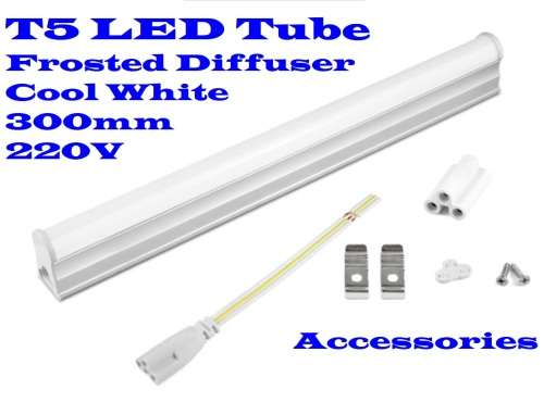 LED Integrated T5 Tube Lights 220V Frosted Cover with Mounting Accessories. Collections Are Allowed.