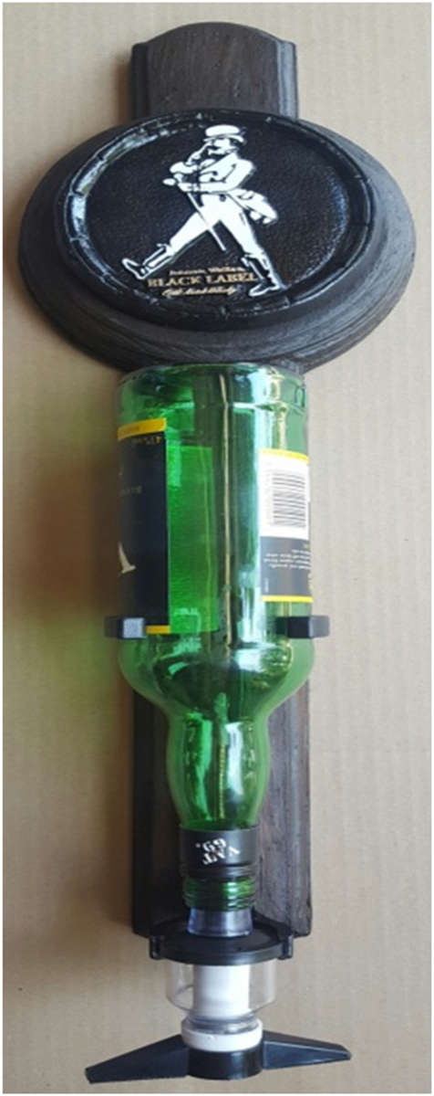 Liquor Dispensers: Johnnie Walker Scotch Whisky with 1 Optic Set. Brand New. Collections Are Allowed