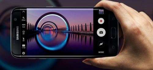 Samsung Galaxy S7 - Gold- 32GB - up to 288GB - 4K Video Recording - Be Batman