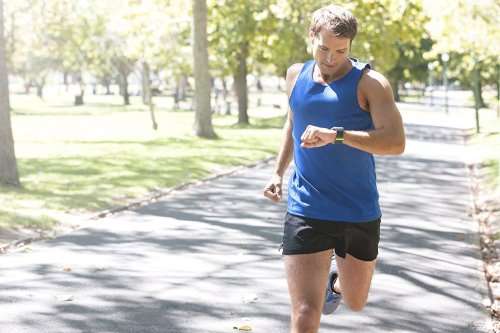 TOMTOM - 8RS00 - TomTom Runner Grey and Black - AS NEW - Never Used - GPS Sports