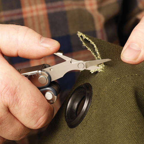 Leatherman FUSE - Silver - Authentic - Stainless Steel - Excellent CONDITION - with Leather Pouch