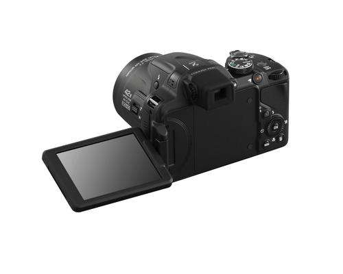 Nikon COOLPIX P520 18.1 MP CMOS Digital Camera with 42x Zoom Lens and Full HD 1080p Video(AS NEW )