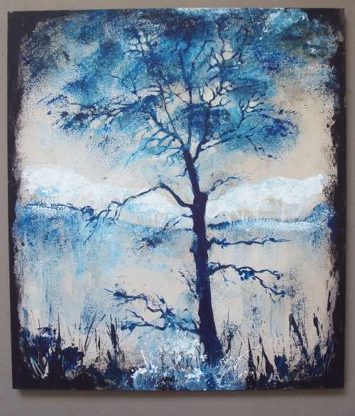 lone tree in the gloaming