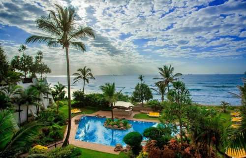 4 sleeper unit @ Umhlanga Cabana Beach Resort from 3 October 2020 to 10 October 2020
