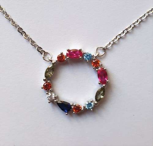 Pretty circle of life necklace