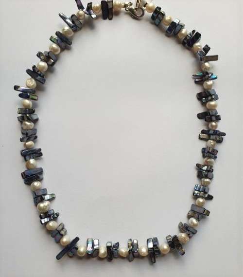 Fresh water pearl necklace