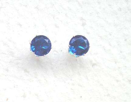 Pretty royal blue stud earrings