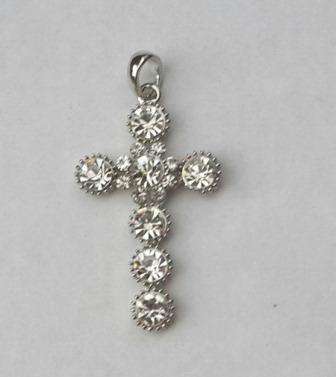 Stunning cross pendant