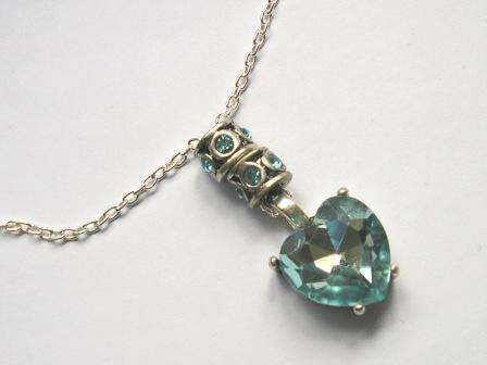 Light blue crystal heart with matching crystal rondelles