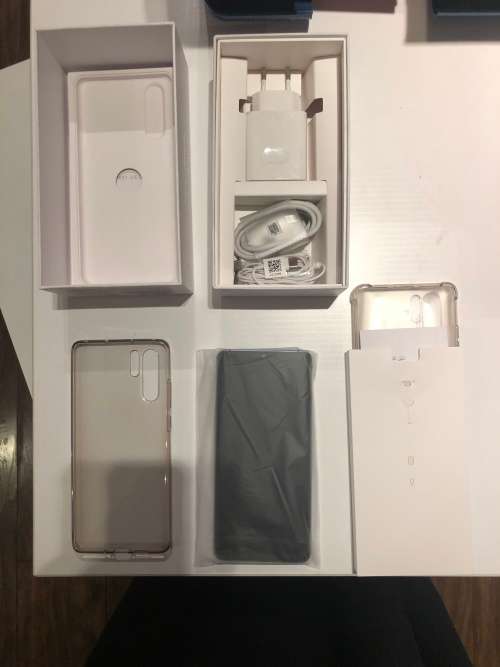 Huawei P30 Pro - Breathing Crystal 256GB/8GB *LOCAL STOCK* 10/10