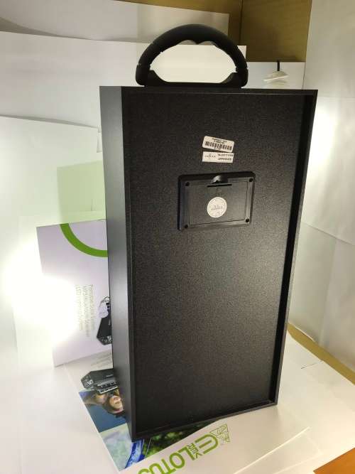 (DEMO UNIT) Everlotus Bluetooth Karaoke/Talks Speaker - comes with X1 Wired Mic (DEMO UNIT)