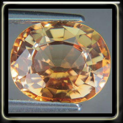 4.67CT FANCY ORANGEY YELLOW TOP PADPARDSCHA SAPPHIRE, A GLOWING [VVS1] OVAL GORGEOUS SONGEA GEMSTONE